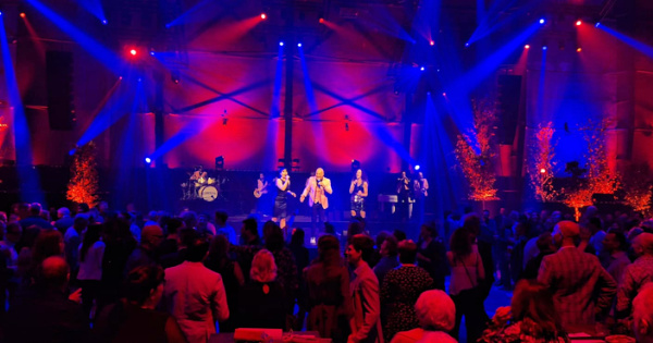 Groots Succes bij P-People’s Spectaculaire Evenement met Sonny’s Inc.!
