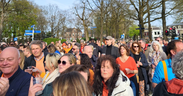 Sonny’s Inc. zorgt voor feest op Koningsdag in Laren