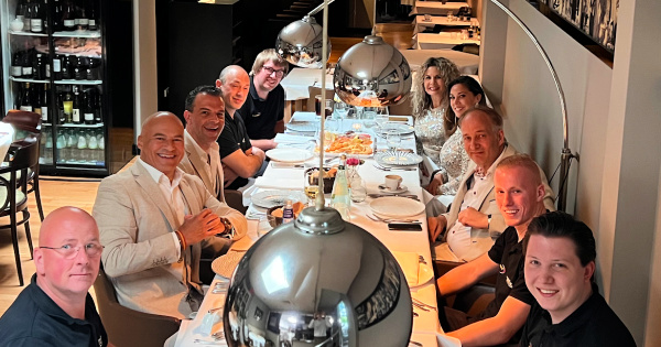 Top ondernemer Ronald Onink viert feest met Sonny’s Inc.