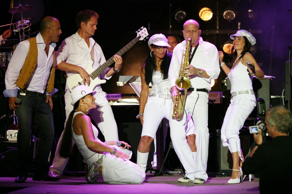 Feestband in Brabant Sonny's Inc.